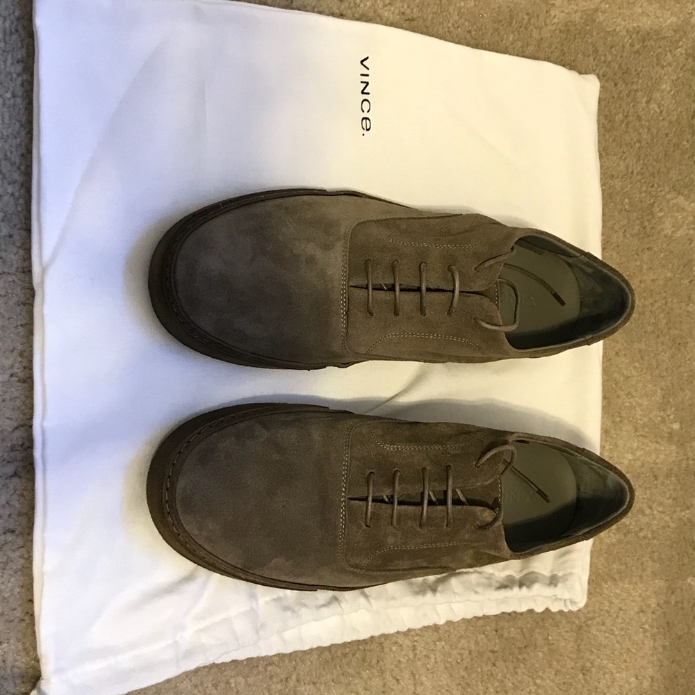 Brand new never been worn Vince men’s dress shoes